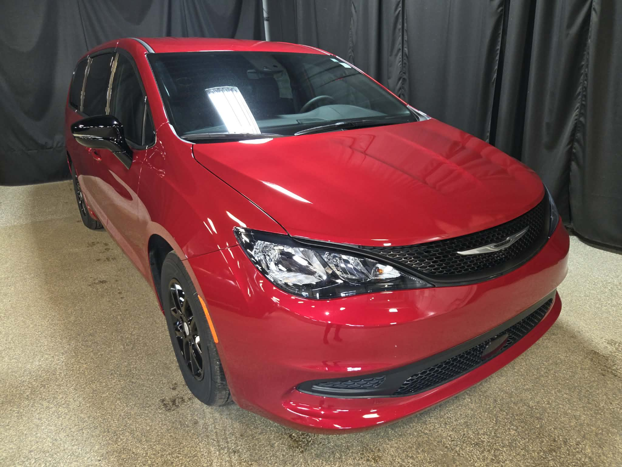 2026 Chrysler Grand Caravan 7 seats · 13 km at Brown's Chrysler Dodge Jeep Ram Ltd.